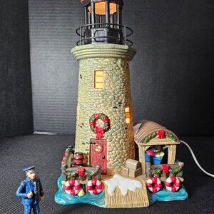 Santa's Workbench Collection Town Squares Cape Elizabeth Lighthouse With Box
